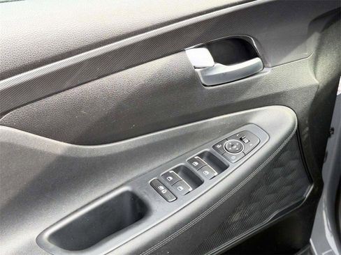 Used 2023 Hyundai Santa Fe SEL image 18