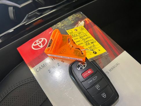 Used 2025 Toyota Camry XSE w/ Premium Plus Package image 38