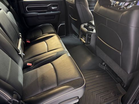 Used 2024 RAM 2500 Laramie w/ Night Edition image 45