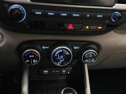 New 2026 Hyundai Venue SEL FWD image 27