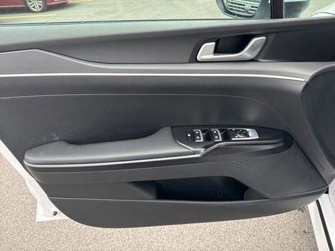 Used 2024 Kia K5 LXS image 8