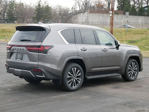 New 2026 Lexus LX 600 4WD w/ Premium Package image 6