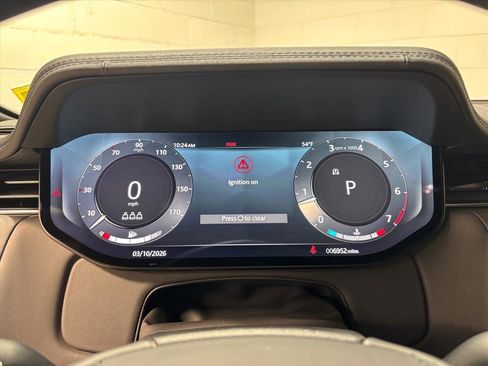 Used 2023 Land Rover Range Rover SE image 17