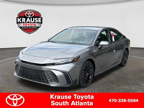 New 2026 Toyota Camry Hybrid FWD image 1