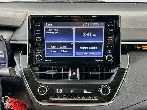 Used 2021 Toyota Corolla LE FWD image 22