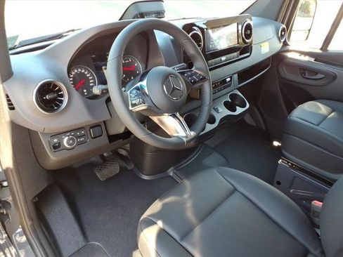 New 2026 Mercedes-Benz Sprinter 2500 image 15