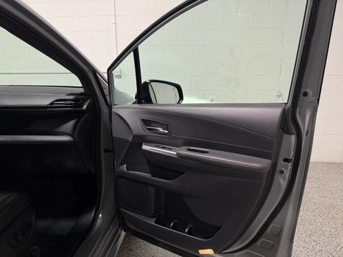Used 2022 Toyota Sienna XLE Woodland Edition w/ Protection Package (TMS) AWD/4WD image 65