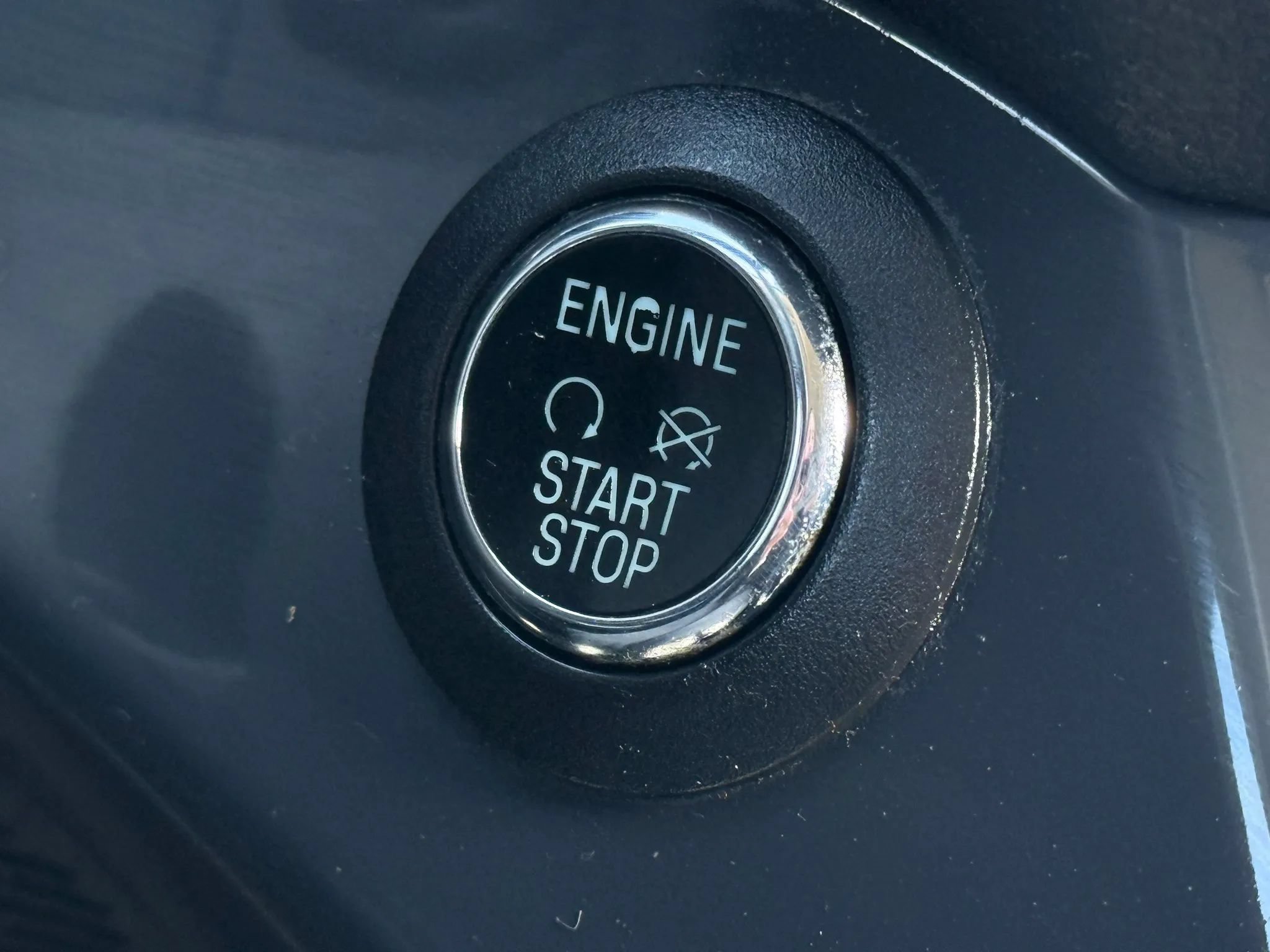 Used 2013 Ford Escape Titanium w/ Parking Technology Pkg FWD image 25