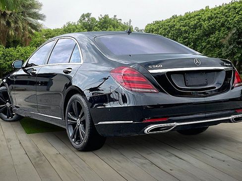 Used 2018 Mercedes-Benz S 560 4MATIC Sedan image 10