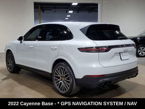 Used 2022 Porsche Cayenne image 12
