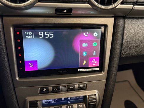 Used 2005 Porsche Boxster S image 57