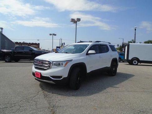 Used 2019 GMC Acadia SLT AWD/4WD image 3