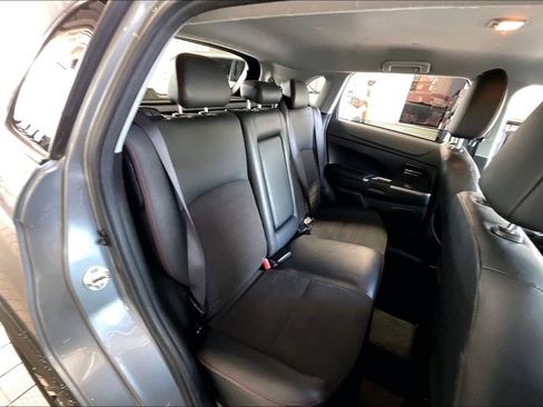 Used 2022 Mitsubishi Outlander Sport SE FWD image 15