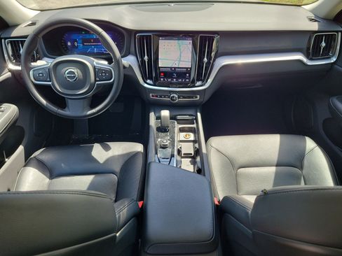 Used 2024 Volvo S60 B5 Core image 11