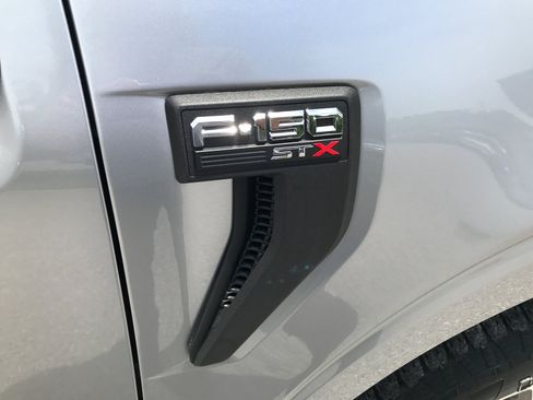 Used 2021 Ford F150 XL w/ STX Appearance Package AWD/4WD image 9
