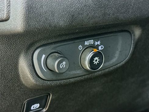 Used 2018 GMC Terrain SLE w/ Driver Convenience Package AWD/4WD image 12