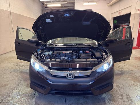 Used 2018 Honda Civic LX image 8