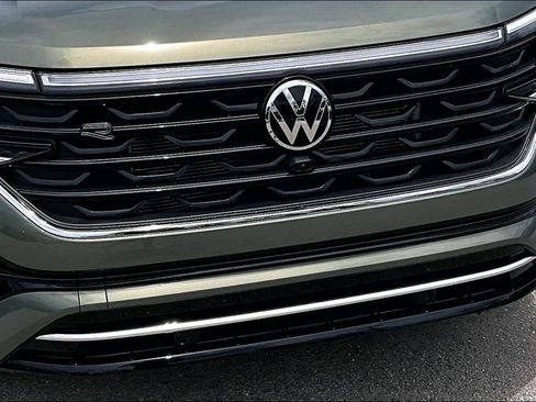 New 2026 Volkswagen Atlas SEL Premium R-Line AWD/4WD image 11