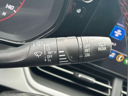 Certified 2024 Chevrolet Trax RS w/ Driver Confidence Package FWD image 21
