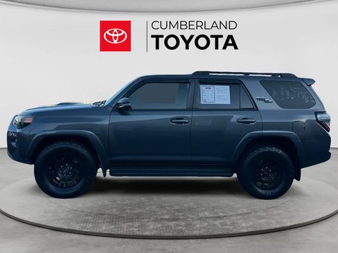 Used 2020 Toyota 4Runner TRD Off-Road Premium w/ Moonroof Package AWD/4WD image 2