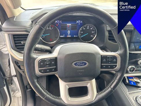 Certified 2024 Ford Expedition XLT image 28
