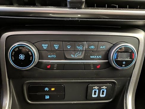 Used 2020 Ford EcoSport SE image 21