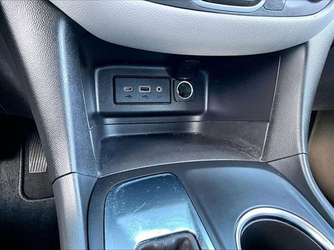 Used 2024 Chevrolet Equinox LS w/ LS Convenience Package FWD image 27