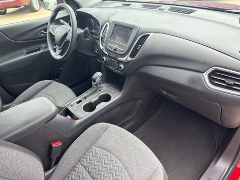 Used 2024 Chevrolet Equinox LT FWD image 30