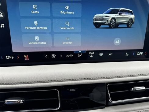New 2026 Lincoln Aviator Reserve image 19