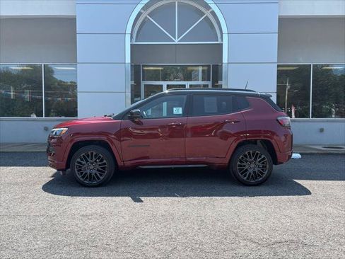 Certified 2022 Jeep Compass High Altitude AWD/4WD image 2