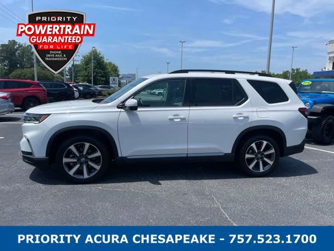Used 2025 Honda Pilot Elite image 2