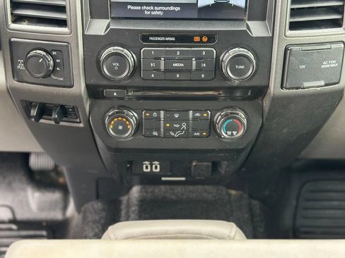 Used 2018 Ford F250 XL w/ Power Equipment Group AWD/4WD image 20
