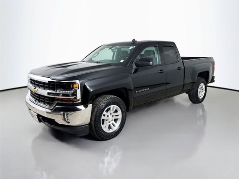 Used 2018 Chevrolet Silverado 1500 LT w/ All Star Edition AWD/4WD image 5