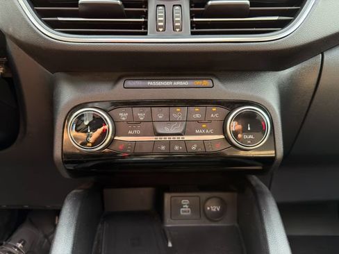 Used 2022 Ford Escape Titanium w/ Titanium Elite Package AWD/4WD image 34