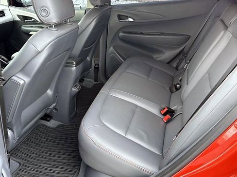 Used 2020 Chevrolet Bolt Premier w/ Infotainment Package image 11