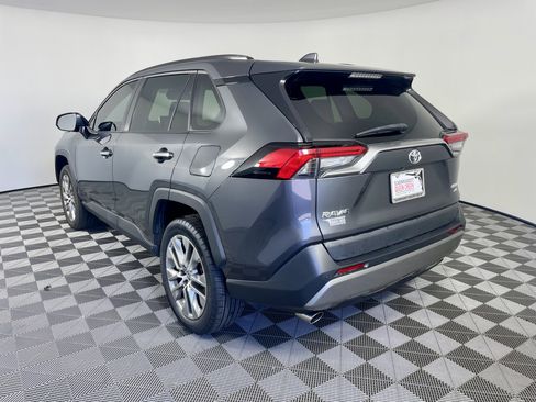 Used 2022 Toyota RAV4 Limited AWD/4WD image 3