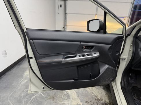 Used 2016 Subaru Crosstrek 2.0i Limited image 10