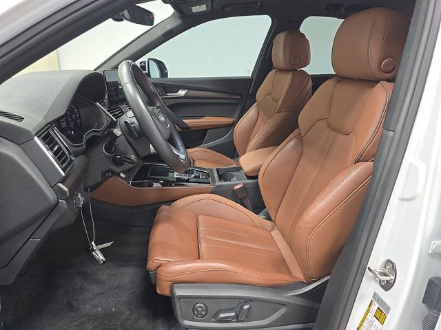 Used 2024 Audi Q5 e Premium Plus AWD/4WD image 3