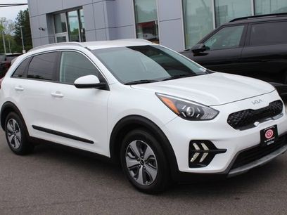 Used 2022 Kia Niro LX