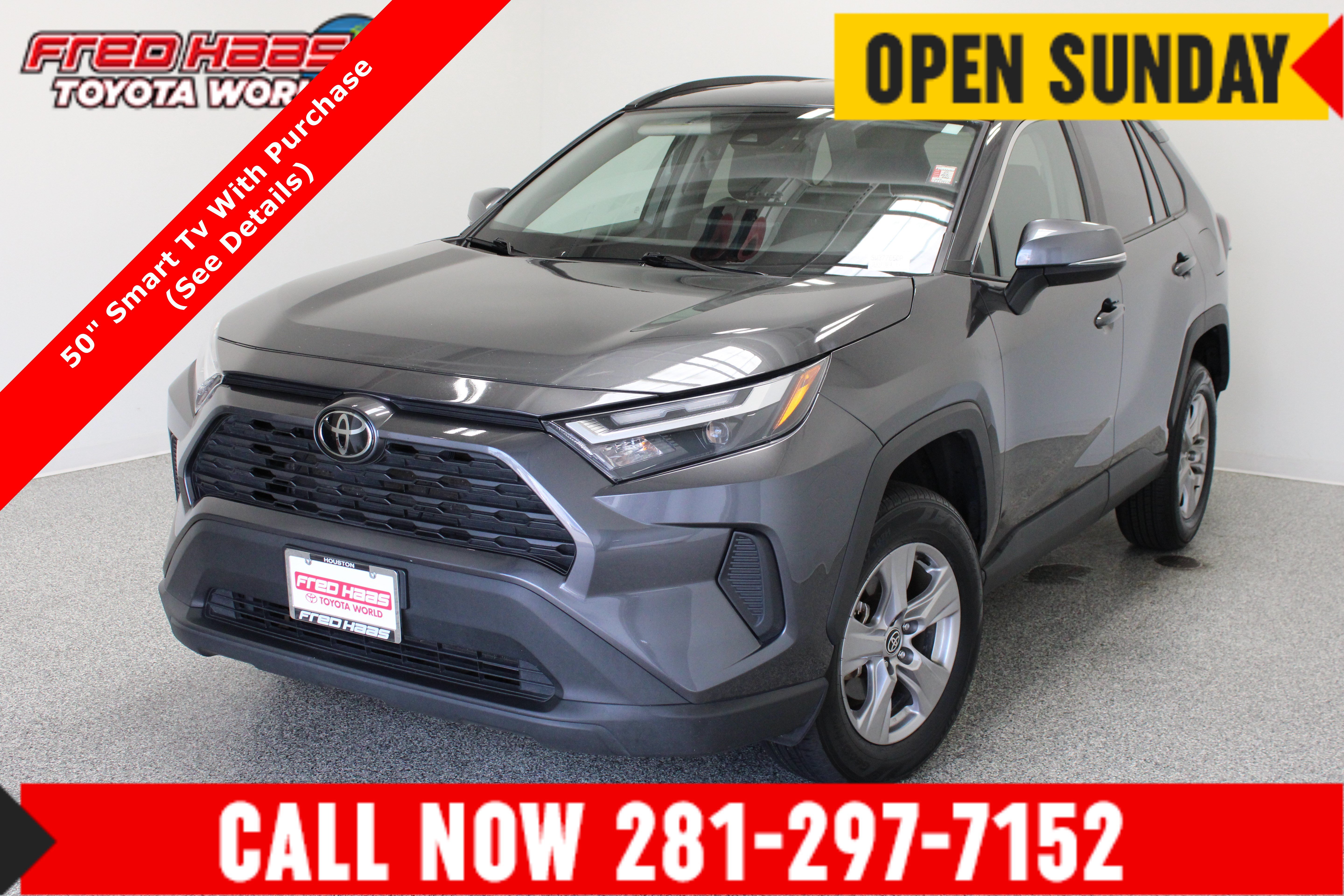 Used 2025 Toyota RAV4 XLE FWD image 1