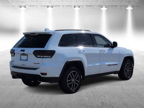 Used 2018 Jeep Grand Cherokee Trailhawk w/ Trailhawk Luxury Group AWD/4WD image 8