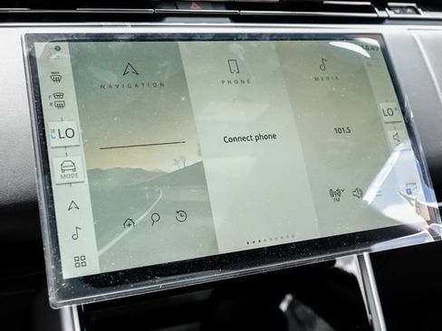 New 2026 Land Rover Range Rover SE AWD/4WD image 32
