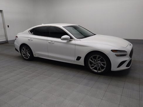Used 2022 Genesis G70 2.0T RWD image 11