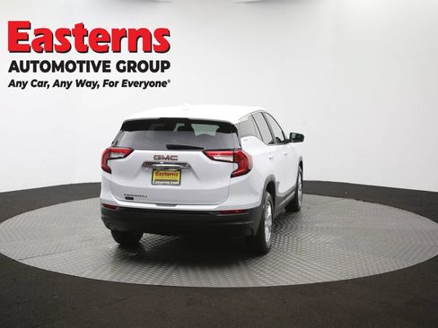 Used 2024 GMC Terrain SLE FWD image 38