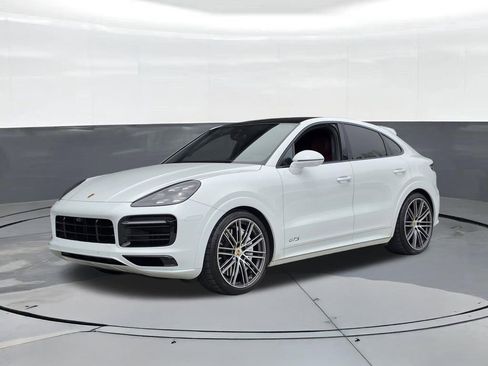 Certified 2021 Porsche Cayenne GTS AWD/4WD image 1