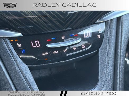 Used 2020 Cadillac XT6 Premium Luxury AWD/4WD image 9