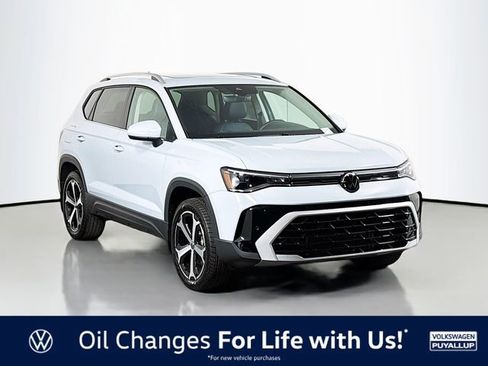 New 2026 Volkswagen Taos SEL AWD/4WD image 1