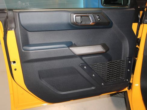 Used 2021 Ford Bronco First Edition AWD/4WD image 5