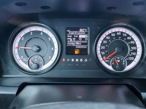 Used 2022 RAM 1500 Tradesman w/ Chrome Appearance Group image 11