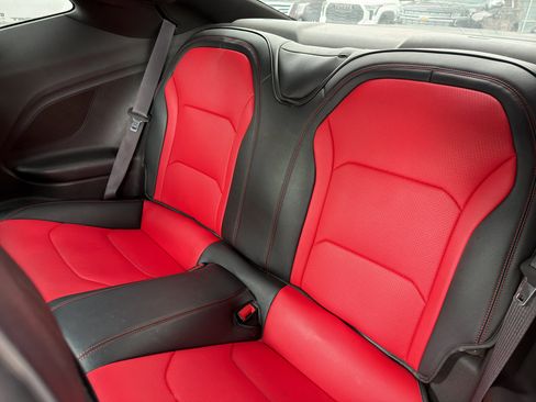 Used 2016 Chevrolet Camaro SS RWD image 15